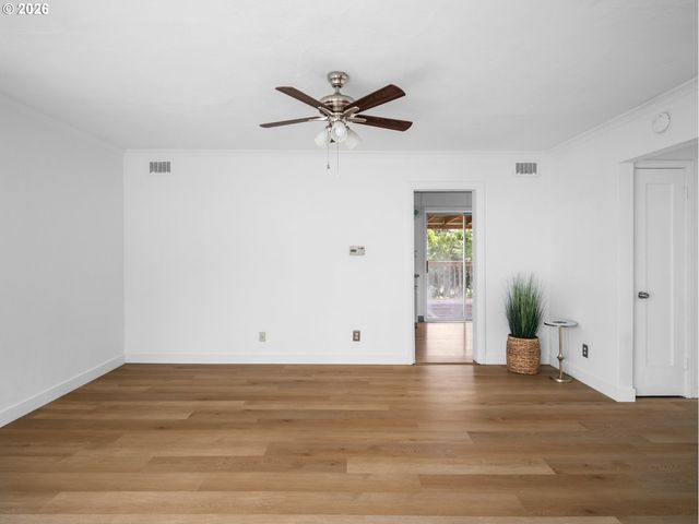 108 MAPLE Blvd, Wood Village, OR 97060