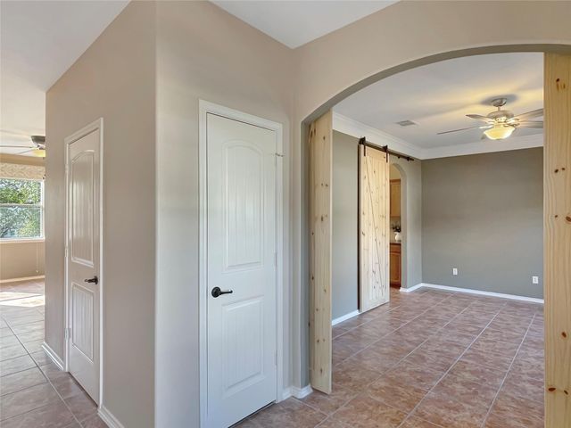 403 Red Hawk DR, Leander, TX 78641