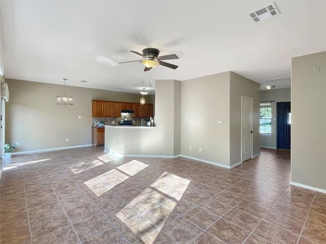 403 Red Hawk DR, Leander, TX 78641
