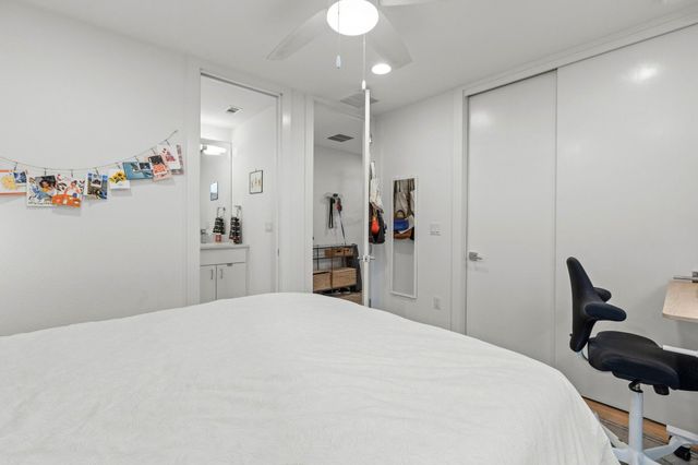 3406 E 17th ST 8, Austin, TX 78721