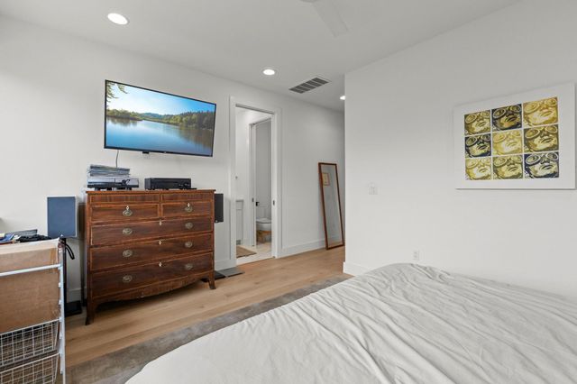 3406 E 17th ST 8, Austin, TX 78721