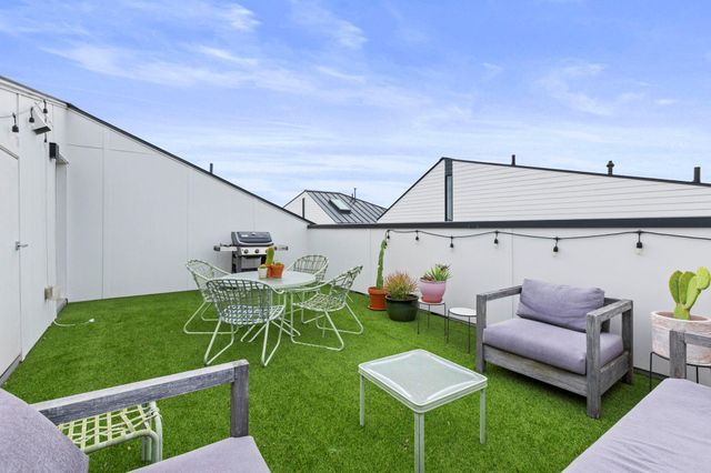 3406 E 17th ST 8, Austin, TX 78721