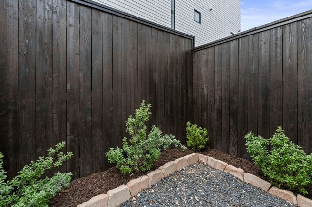 3406 E 17th ST 8, Austin, TX 78721