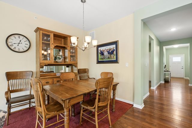 6275 Doral Drive, Gurnee, IL 60031