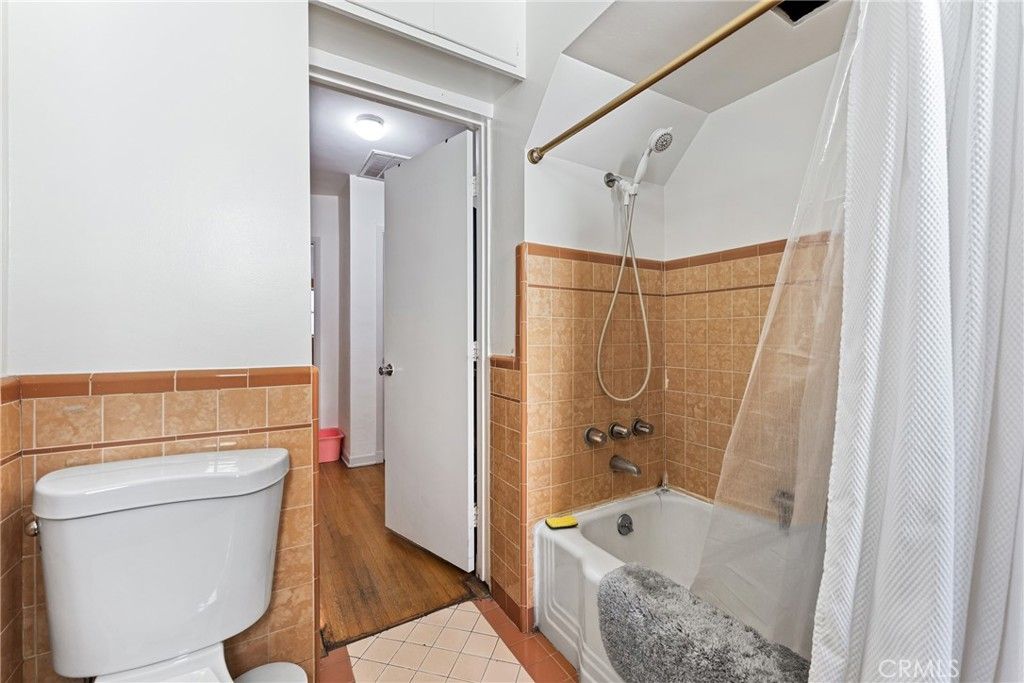 Image 9 of property listing at 10724 Tabor, Los Angeles, CA 90034