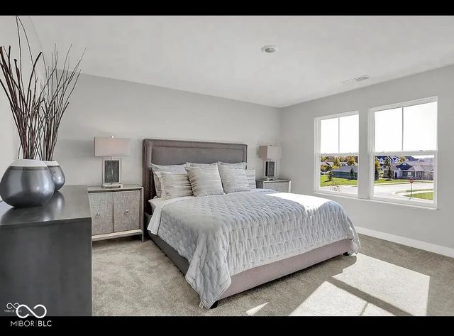 6581 Halsey Street, Zionsville, IN 46077