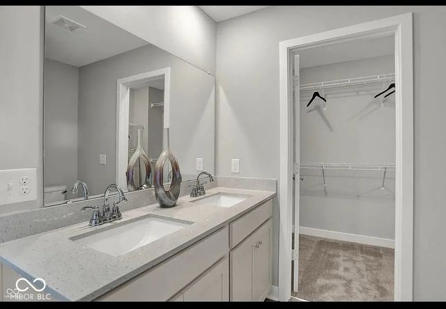 6581 Halsey Street, Zionsville, IN 46077