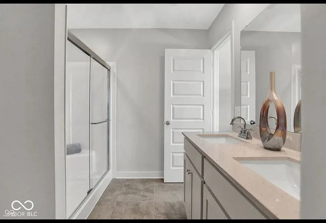 6581 Halsey Street, Zionsville, IN 46077