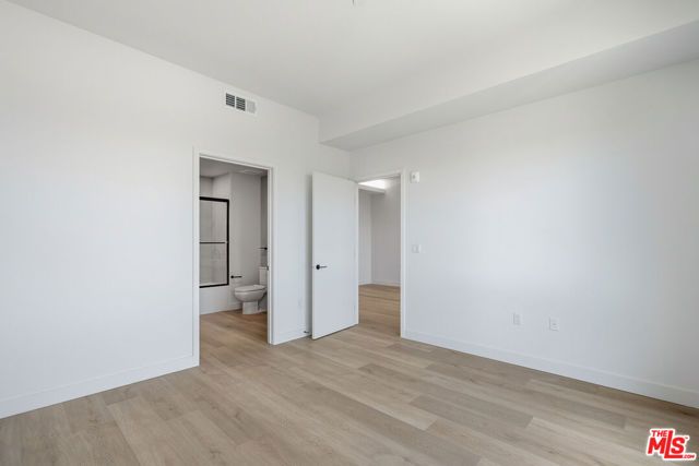 3555 Overland Avenue PH7, Los Angeles, CA 90034