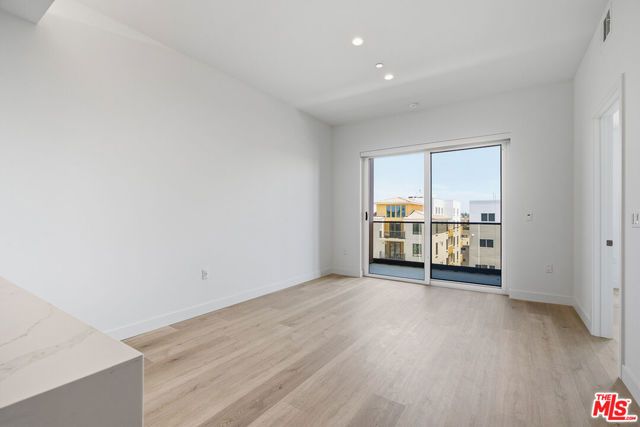 3555 Overland Avenue PH7, Los Angeles, CA 90034