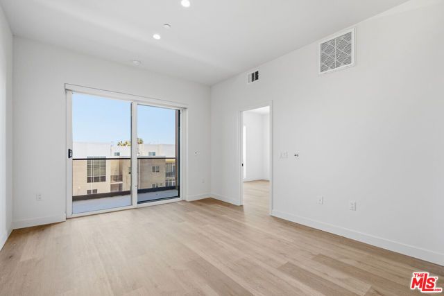 3555 Overland Avenue PH7, Los Angeles, CA 90034