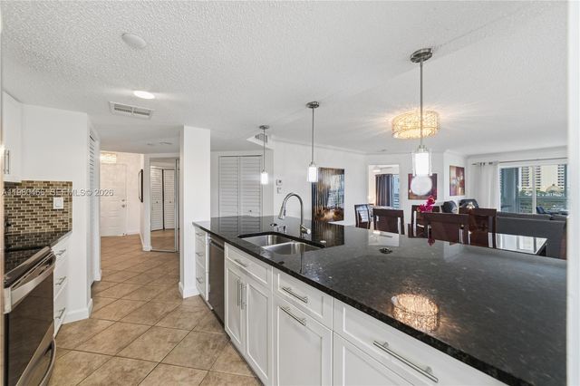 17801 N Bay Road 614, Sunny Isles Beach, FL 33160