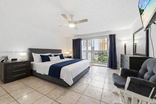 17801 N Bay Road 614, Sunny Isles Beach, FL 33160