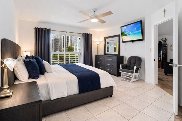 17801 N Bay Road 614, Sunny Isles Beach, FL 33160
