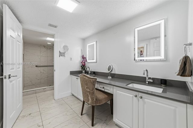 17801 N Bay Road 614, Sunny Isles Beach, FL 33160