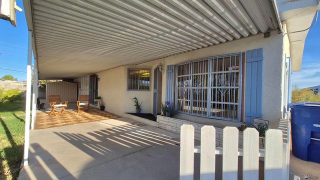 3689 S Pitahaya Dr, Yuma, AZ 85365