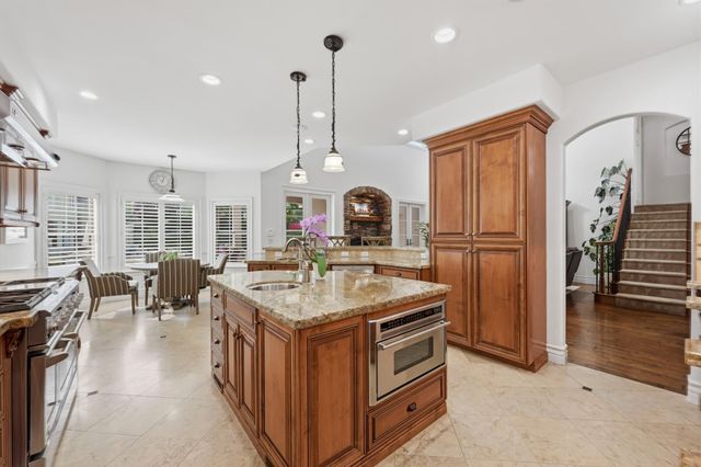 4023 Plateau Cir, Cameron Park, CA 95682