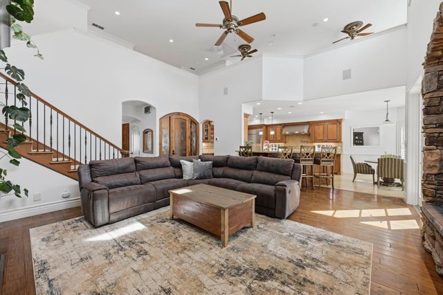 4023 Plateau Cir, Cameron Park, CA 95682