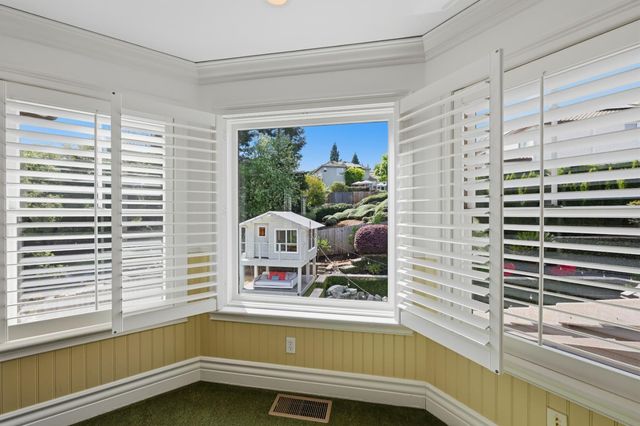 4023 Plateau Cir, Cameron Park, CA 95682