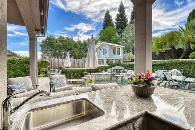 4023 Plateau Cir, Cameron Park, CA 95682