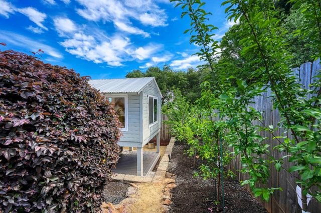 4023 Plateau Cir, Cameron Park, CA 95682