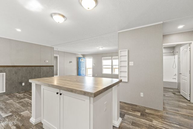 1320 Sugar Bowl Road, Chuckey, TN 37641