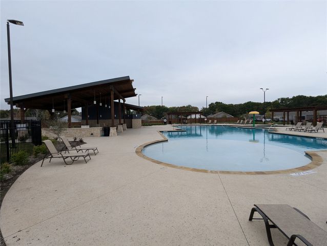 619 Fisher Avenue, Princeton, TX 75407