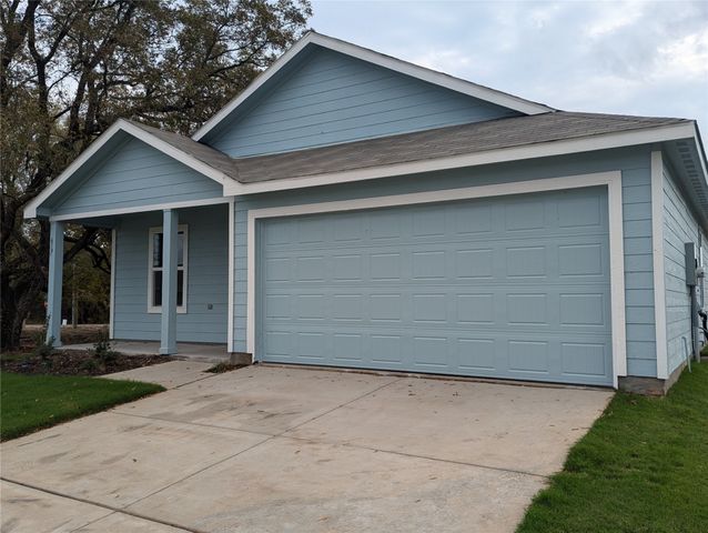 619 Fisher Avenue, Princeton, TX 75407