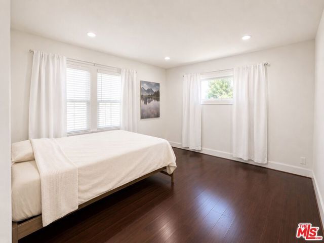 2421 3rd Avenue, Los Angeles, CA 90018