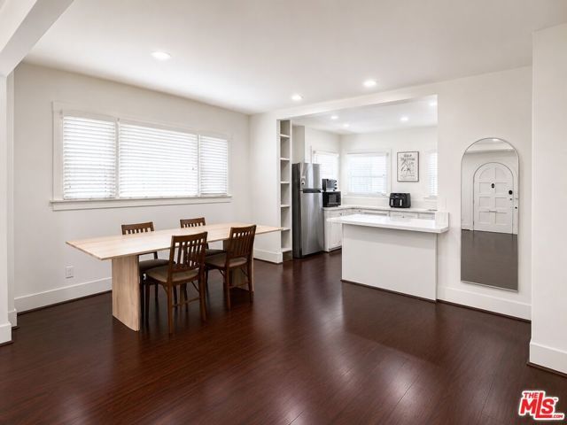 2421 3rd Avenue, Los Angeles, CA 90018