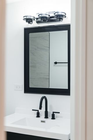 2343 Ridgeland Avenue, Berwyn, IL 60402