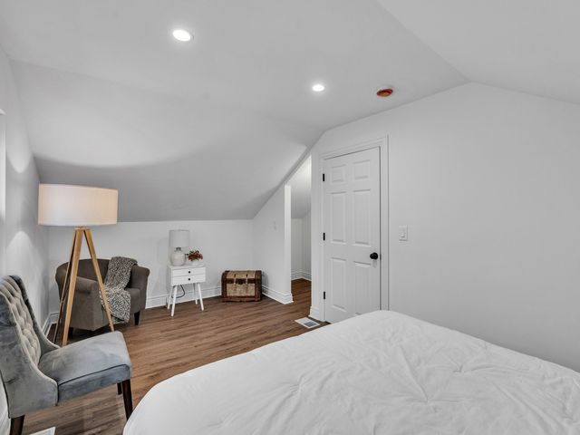 2343 Ridgeland Avenue, Berwyn, IL 60402