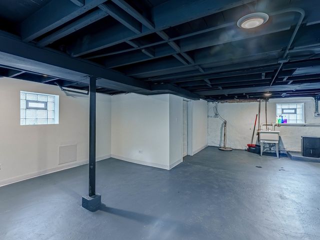 2343 Ridgeland Avenue, Berwyn, IL 60402