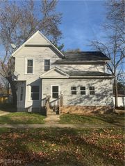 1017 Walnut Street, Kent, OH 44240