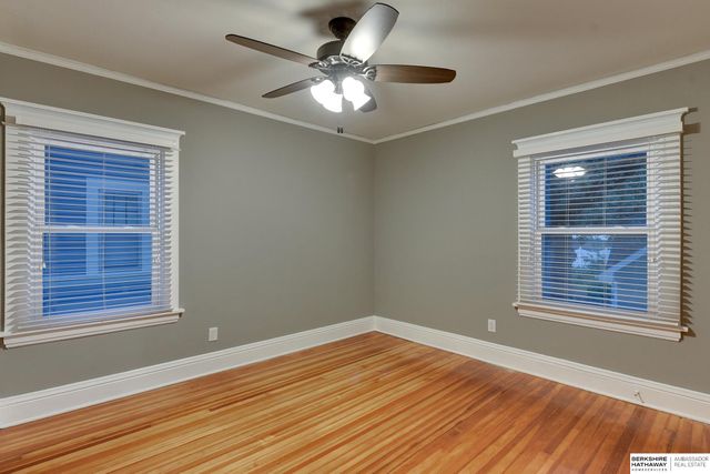 3214 Center Street, Omaha, NE 68105