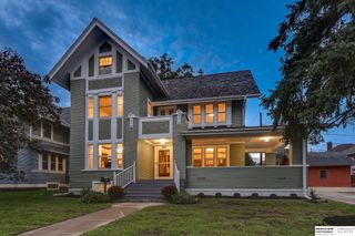3214 Center Street, Omaha, NE 68105