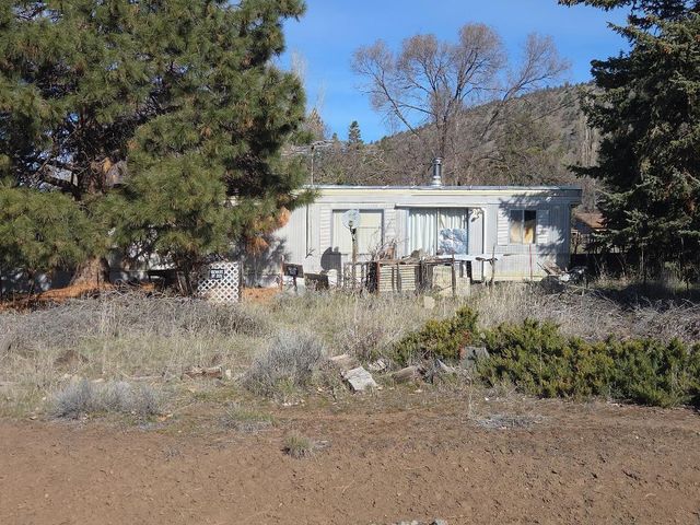 11727 Clovis Drive, Klamath Falls, OR 97603