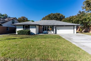 9225 Plano Road, Dallas, TX 75238