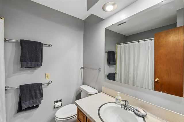 7300 Prairie Avenue, Urbandale, IA 50322