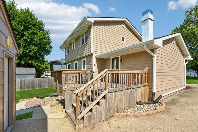 7300 Prairie Avenue, Urbandale, IA 50322