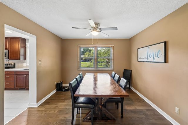 7300 Prairie Avenue, Urbandale, IA 50322