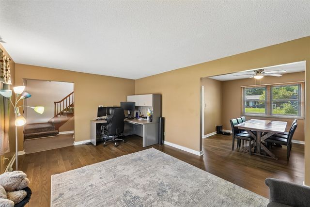 7300 Prairie Avenue, Urbandale, IA 50322