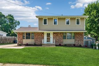 7300 Prairie Avenue, Urbandale, IA 50322