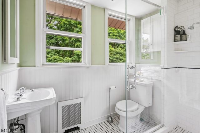3 Overlook Ave, West Orange Twp., NJ 07052