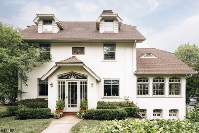 3 Overlook Ave, West Orange Twp., NJ 07052