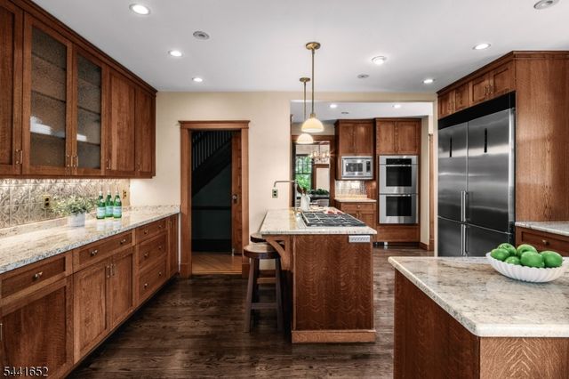 3 Overlook Ave, West Orange Twp., NJ 07052