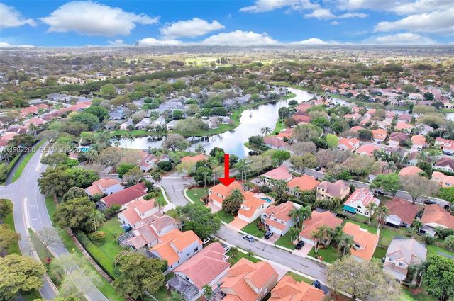 2632 Oak Park Cir, Davie, FL 33328