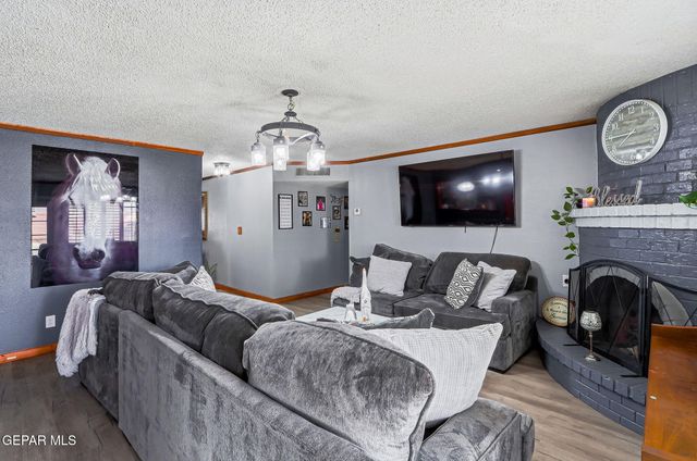 11445 REX BAXTER Drive, El Paso, TX 79936