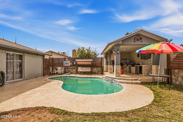 11445 REX BAXTER Drive, El Paso, TX 79936