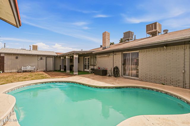 11445 REX BAXTER Drive, El Paso, TX 79936